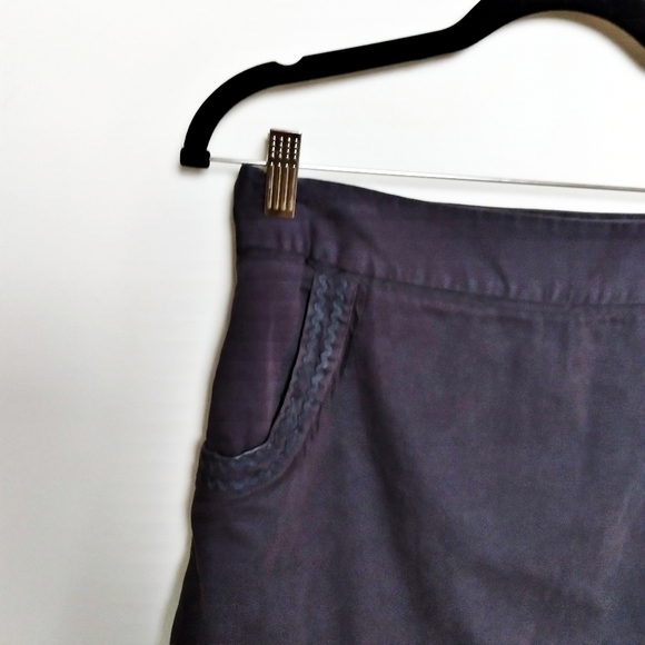 Anthropologie Elevenses Brown Embroidered Pencil Skirt Size 2 - Picture 3 of 6